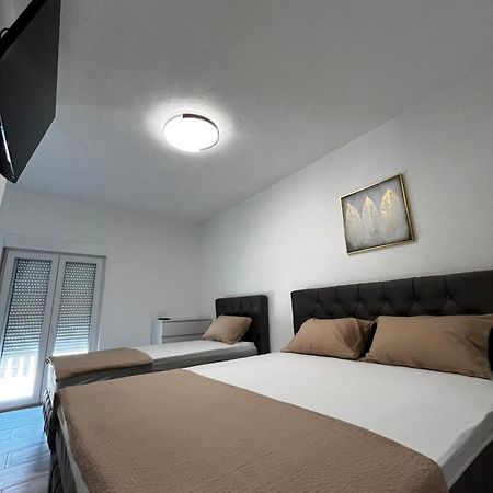Twin Apartments Ivanica Exteriér fotografie
